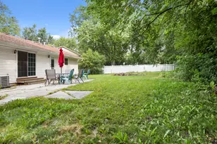1603 Roder Ct, Streamwood, IL 60107 - Photo 17