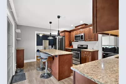 1603 Roder Court, Streamwood, IL 60107 - Photo 5