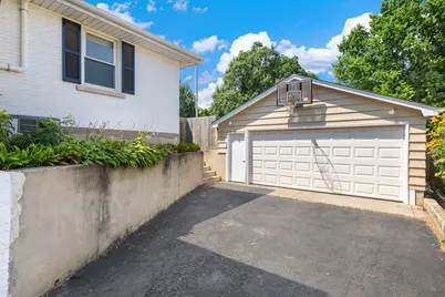 56 Chicago Avenue, Clarendon Hills, IL 60514 - Photo 41