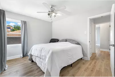 56 Chicago Avenue, Clarendon Hills, IL 60514 - Photo 21