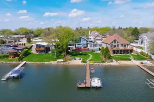 245 Sunrise Ln, Lake Zurich, IL 60047 - Photo 3