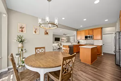 215 Honors Drive, Shorewood, IL 60404 - Photo 9
