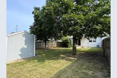 342 E Myrtle Street, Herscher, IL 60941 - Photo 15