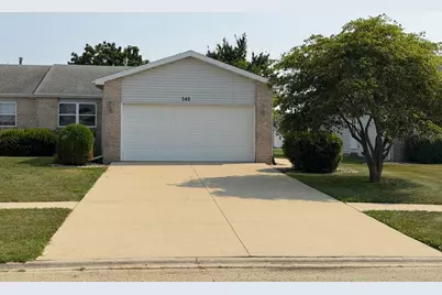 342 E Myrtle Street, Herscher, IL 60941 - Photo 1