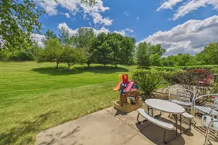2254 Flagstone Ln, Carpentersville, IL 60110 - Photo 7