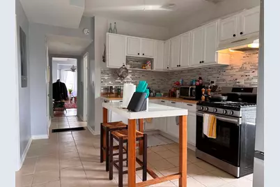 852 N Springfield Avenue, Chicago, IL 60651 - Photo 11