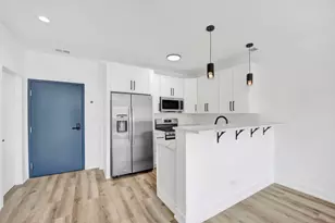 4350 W Lawrence Ave, Chicago, IL 60630 - Photo 3