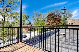 4350 W Lawrence Ave, Chicago, IL 60630 - Photo 9