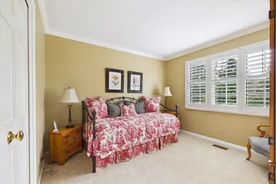 120 W Blackthorn Lane, Lake Forest, IL 60045 - Photo 27