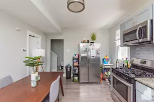 2923 N Avers Ave, Chicago, IL 60618 - Photo 7