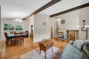 205 Sharon Dr, Sleepy Hollow, IL 60118 - Photo 9