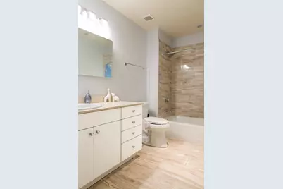 8 E Randolph Street #3208, Chicago, IL 60601 - Photo 13