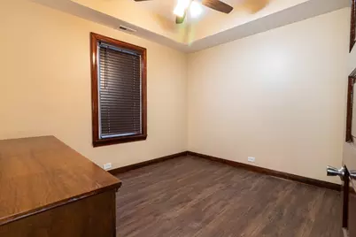 2938 N Dawson Avenue #1, Chicago, IL 60618 - Photo 9