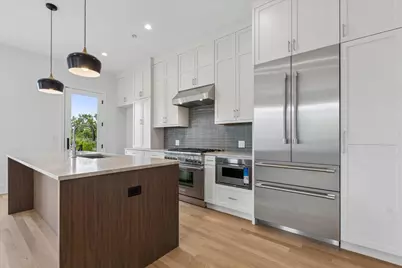 3820 N Damen Avenue #2, Chicago, IL 60618 - Photo 11