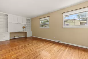 1403 Comanche Dr, Rockford, IL 61107 - Photo 11
