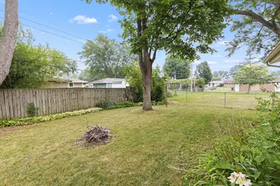 1403 Comanche Drive, Rockford, IL 61107 - Photo 19