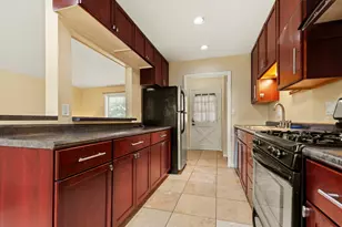 1403 Comanche Dr, Rockford, IL 61107 - Photo 3