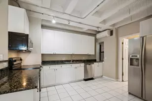 5646 N Kenmore Ave, Chicago, IL 60660 - Photo 5