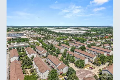 1096 Village Center Parkway #1, Aurora, IL 60506 - Photo 19