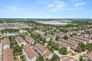 1096 Village Center Pkwy, Aurora, IL 60506 - Photo 19
