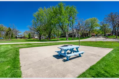 1010 Osage Drive, McHenry, IL 60051 - Photo 11