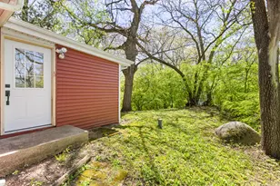 1010 Osage Dr, McHenry, IL 60051 - Photo 3