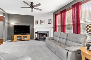 223 Clubhouse St, Bolingbrook, IL 60490 - Photo 5