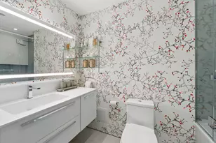180 E Pearson St, Chicago, IL 60611 - Photo 29
