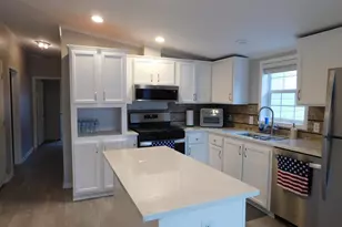 653A Bluebird Circle, Sandwich, IL 60548 - Photo 3
