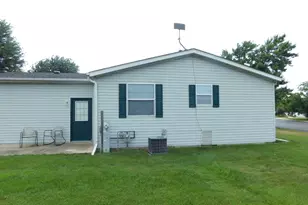 653A Bluebird Circle, Sandwich, IL 60548 - Photo 21
