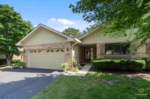 232 Royal Ln, Bloomingdale, IL 60108 - Photo 3