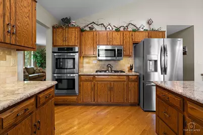 232 Royal Lane #232, Bloomingdale, IL 60108 - Photo 11