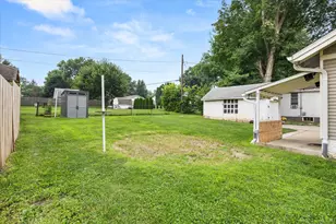 109 W Moore St, Ottawa, IL 61350 - Photo 5