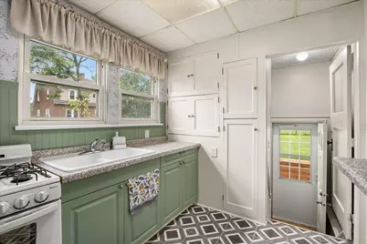 109 W Moore Street, Ottawa, IL 61350 - Photo 27