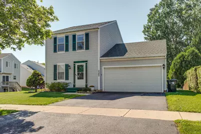 2382 N Quaker Hollow Lane, Round Lake Beach, IL 60073 - Photo 1