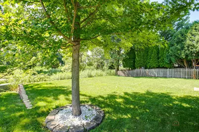 2382 N Quaker Hollow Lane, Round Lake Beach, IL 60073 - Photo 27