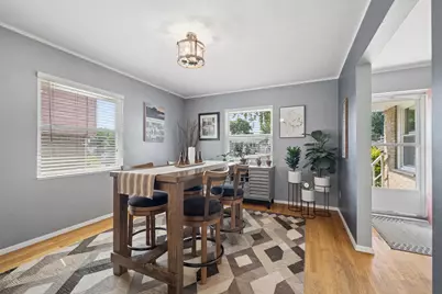 620 E 10th Street, Lockport, IL 60441 - Photo 5
