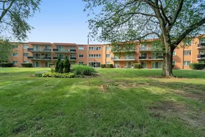940 Holbrook Road #6A, Homewood, IL 60430 - Photo 1