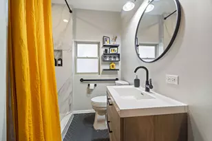 1725 E 84th St, Chicago, IL 60617 - Photo 13