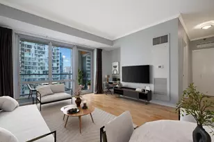 160 E Illinois St, Chicago, IL 60611 - Photo 3