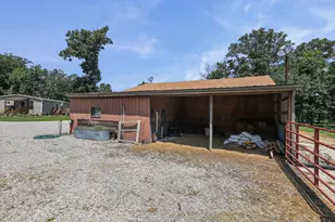 21824 Southwoods Ln, Pocahontas, IL 62275 - Photo 11