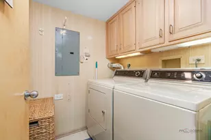 1000 Deerfield Rd, Highland Park, IL 60035 - Photo 19