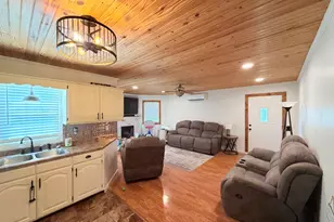 1103 S Hobson St, Harrisburg, IL 62946 - Photo 13