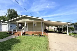 1103 S Hobson St, Harrisburg, IL 62946 - Photo 3