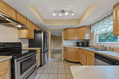 1121 Belmar Lane, Buffalo Grove, IL 60089 - Photo 13