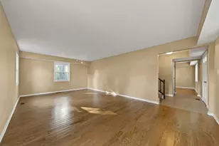 1121 Belmar Ln, Buffalo Grove, IL 60089 - Photo 3