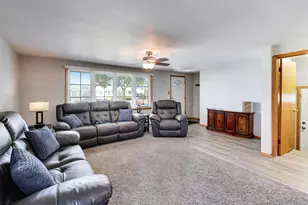 5110 S Nagle Ave, Chicago, IL 60638 - Photo 3