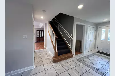 1131 E Grant Drive, Des Plaines, IL 60016 - Photo 5