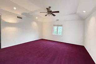 1131 E Grant Dr, Des Plaines, IL 60016 - Photo 15