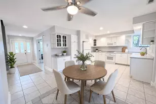 1131 E Grant Dr, Des Plaines, IL 60016 - Photo 11